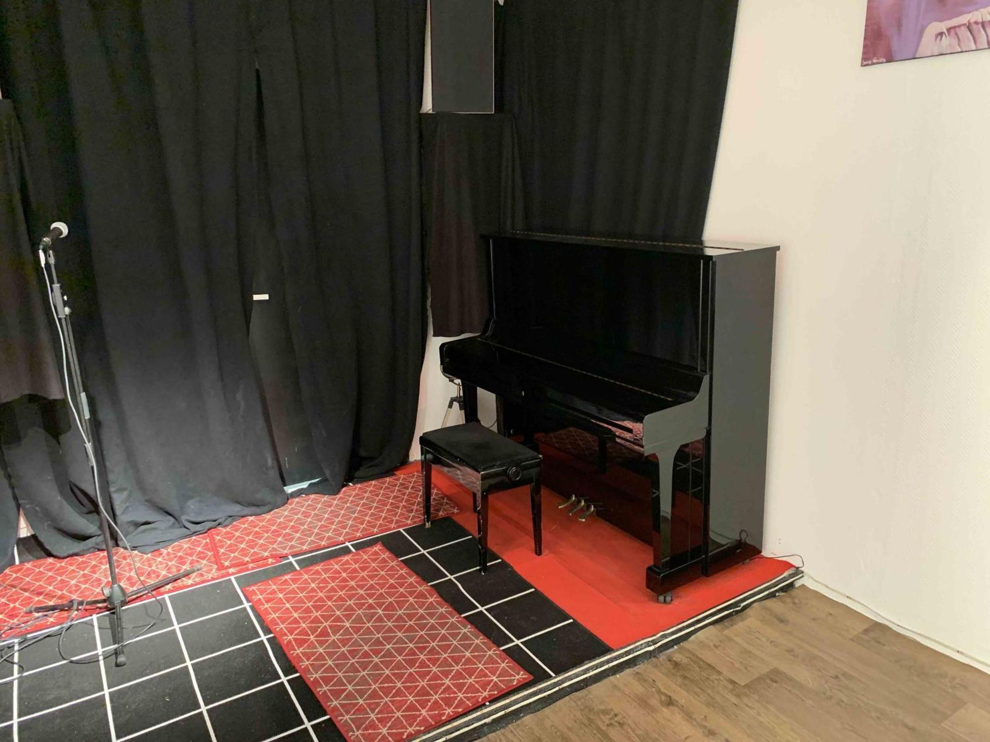 La Maison Des Artistes ラヴラネ エクステリア 写真